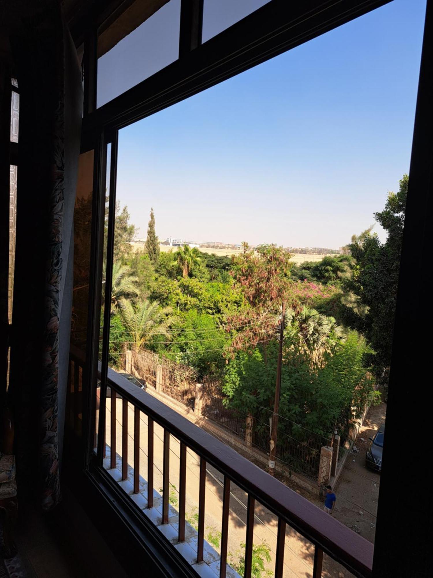 Panorama Apartment With A Charming View Of Cairo International Airport All The Apt For You With Free Airport Pick Up Or Drop Off Limousine شقة بانوراما بإطلالة ساحرة على مطار القاهرة الدولي Exterior foto