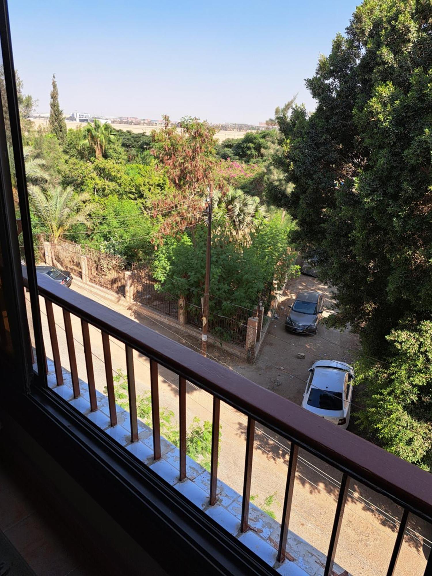 Panorama Apartment With A Charming View Of Cairo International Airport All The Apt For You With Free Airport Pick Up Or Drop Off Limousine شقة بانوراما بإطلالة ساحرة على مطار القاهرة الدولي Exterior foto