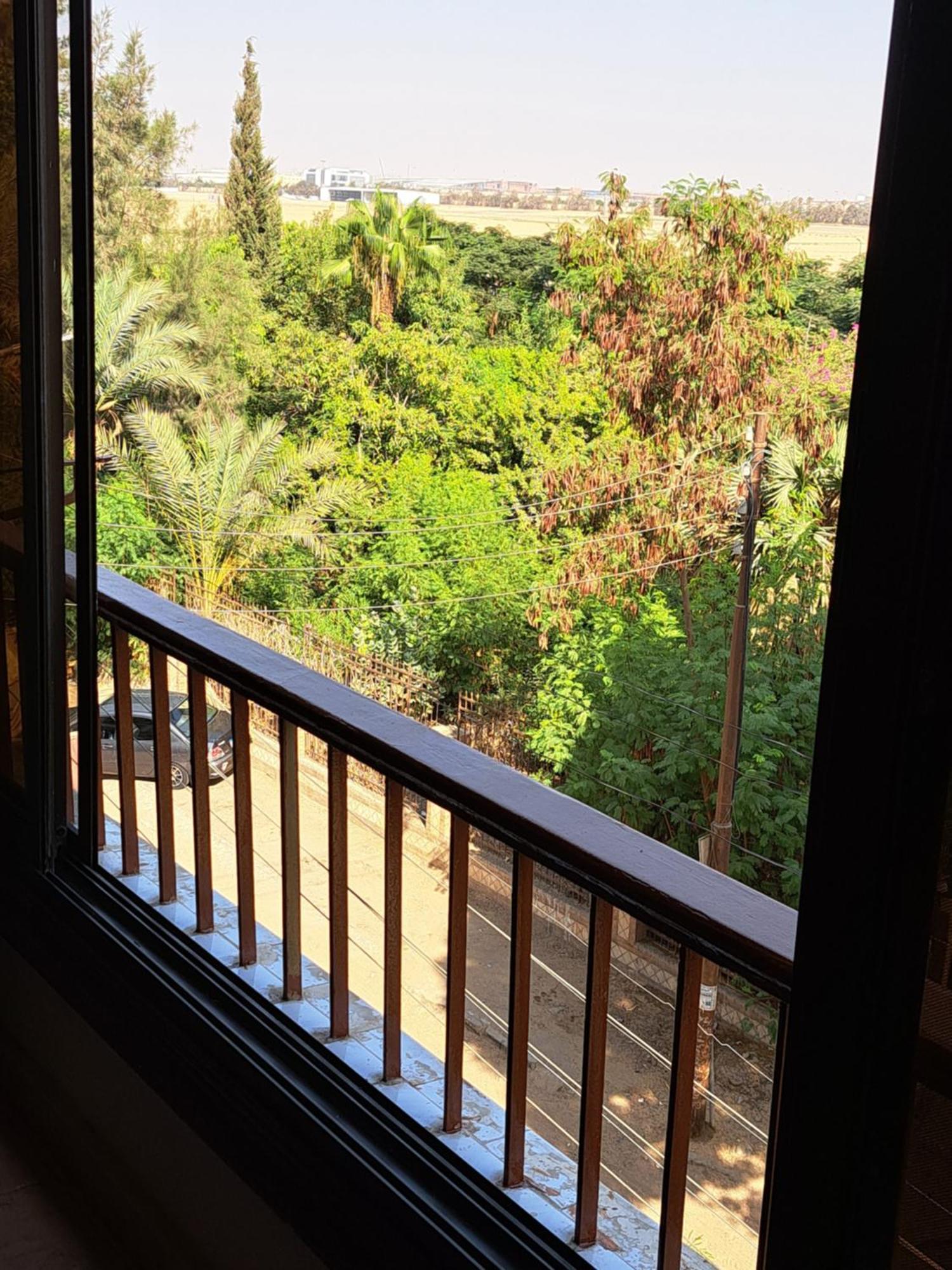 Panorama Apartment With A Charming View Of Cairo International Airport All The Apt For You With Free Airport Pick Up Or Drop Off Limousine شقة بانوراما بإطلالة ساحرة على مطار القاهرة الدولي Exterior foto